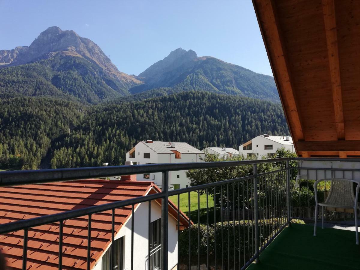 Chasa Ludwig Apartamento Scuol Exterior foto